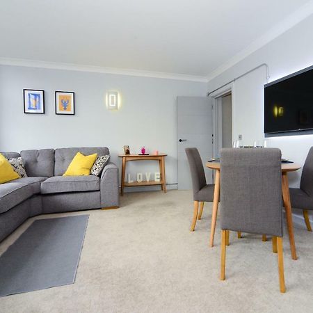 Beautiful Apartment Near Bournemouth, Poole & Sandbanks Zewnętrze zdjęcie