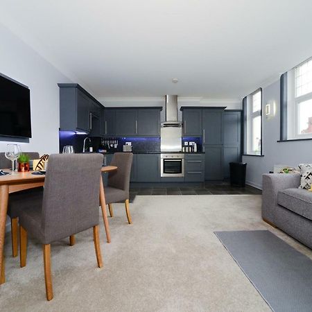 Beautiful Apartment Near Bournemouth, Poole & Sandbanks Zewnętrze zdjęcie
