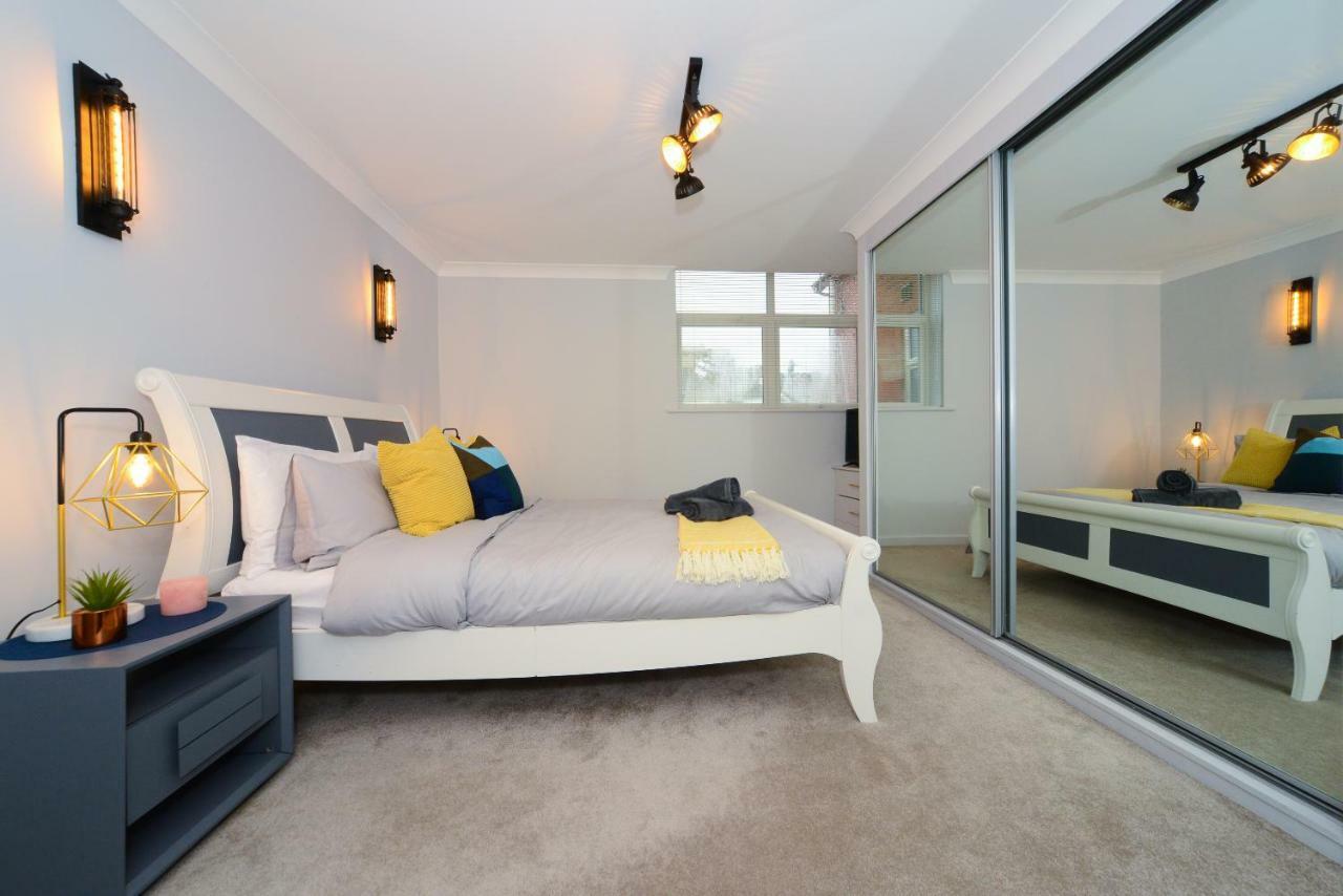 Beautiful Apartment Near Bournemouth, Poole & Sandbanks Zewnętrze zdjęcie