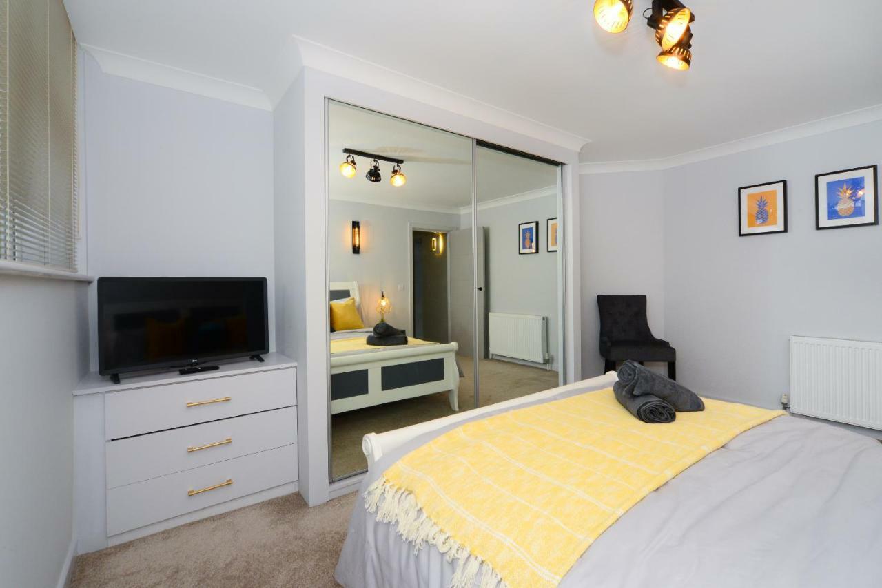 Beautiful Apartment Near Bournemouth, Poole & Sandbanks Zewnętrze zdjęcie